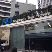 Photo taken at Akasaka Twin Tower by wakiwaki on 3/20/2014