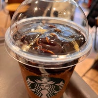 Photo taken at Starbucks by 抹茶 on 2/6/2023