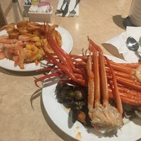 Photo taken at Caesars Palace Court Buffet by lmfe K. on 5/19/2019