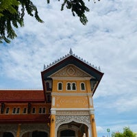 Photo taken at Wat Bowon Niwet by APO on 8/25/2023