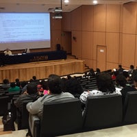 Photo taken at Auditorio Unidad de Posgrado by Irasema R. on 2/25/2016