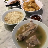 Photo taken at SONG FA bak kut teh 肉骨苶 by Air C. on 8/29/2017