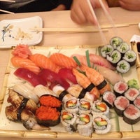 Photo taken at Sushi-Zen by Cp Limo D. on 10/24/2012