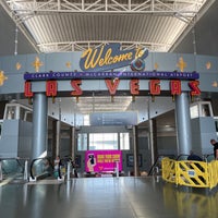 Foto tirada no(a) Harry Reid International Airport (LAS) por OYAM em 9/6/2022