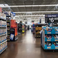 Photo taken at Walmart Supercenter by ⚜️🇲🇶 . on 5/20/2018
