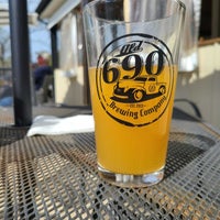 Photo taken at Old 690 Brewing Company by Bob E. on 4/30/2022