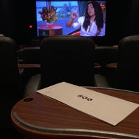 Photo prise au Studio Movie Grill College Park par Bitch N. le12/25/2018