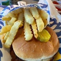 Photo taken at Culver&amp;#39;s by Bitch N. on 7/18/2021