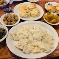 Photo taken at Cracker Barrel Old Country Store by Bitch N. on 7/19/2019