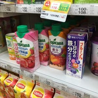 ファミリーマート 天久一丁目店 那覇市のコンビニ ファミリーマート 天久一丁目店 那覇市のコンビニ