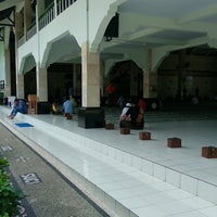Das Foto wurde bei Masjid Agung Sudirman von Leody K. am 9/16/2016 aufgenommen