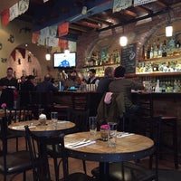 Foto diambil di El Paso Restaurante Mexicano oleh Jake T. pada 10/9/2016