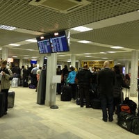 Photo taken at Аэропорт Пулково-2 / Pulkovo-2 Airport (LED) by Денис Б. on 4/24/2013