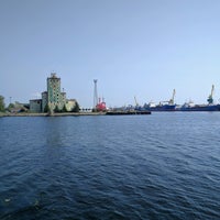 Photo taken at Морской Рыбный Порт by Егор Р. on 8/27/2016