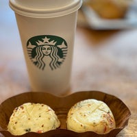 Photo taken at Starbucks by Jean Y. on 9/16/2022
