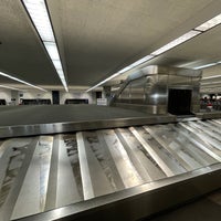 Photo taken at Baggage Claim 1-2-3 by Enoch L. on 4/19/2021