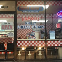 Photo taken at Pappa Geno&amp;#39;s Steak &amp;amp; Cheese by Kevin V. on 11/9/2017