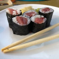 Foto diambil di Zooma Sushi oleh Mike S. pada 8/2/2018