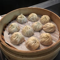 Photo taken at Din Tai Fung by Frank S. on 10/7/2016