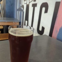 Photo taken at Batch Brewing Company by Ross K. on 3/29/2023
