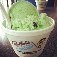 Photo taken at Ralph&amp;#39;s Ices by VyVy T. on 9/22/2012