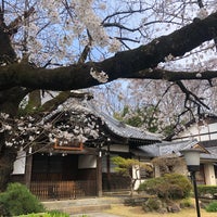 Photo taken at 大圓寺 by Toshiyuki on 3/22/2020
