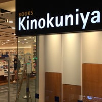 Photo taken at Books Kinokuniya by Ian Qua on 10/28/2017