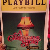 Foto tomada en A Christmas Story the Musical at The Lunt-Fontanne Theatre  por m0uth p. el 12/17/2012