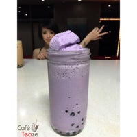 Foto diambil di Milk Teaze oleh Corsini D. pada 2/28/2016