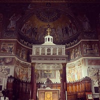 Photo taken at Basilica di Santa Maria in Trastevere by Dustin W. on 6/25/2022