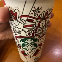 Photo taken at Starbucks by Hugo B. on 11/24/2017