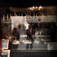 Photo taken at Hendrick&amp;#39;s Cafe et Boulangerie by Agustin T. on 11/23/2012