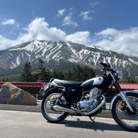 Photo taken at 田の原天然公園駐車場 by Yuuki on 5/4/2023