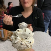 Photo taken at Oberweis Ice Cream &amp;amp; Dairy Store by Robin on 1/2/2017