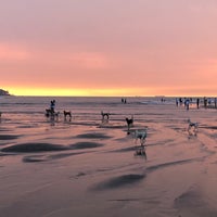 Foto tirada no(a) Miramar Beach por Vinay em 10/16/2019