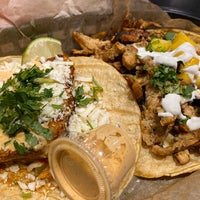 Photo taken at Torchy&amp;#39;s Tacos by Tomas M. on 11/9/2019