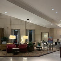Foto diambil di Sheraton Atlantic City Convention Center Hotel oleh Puja R. pada 8/29/2023