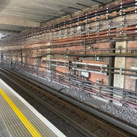 Снимок сделан в Paddington London Underground Station (Hammersmith &amp;amp; City and Circle lines) пользователем Michelle 5/27/2023
