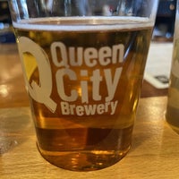 Снимок сделан в Queen City Brewery пользователем Tom M. 10/8/2022