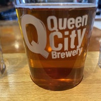 Снимок сделан в Queen City Brewery пользователем Tom M. 10/8/2022