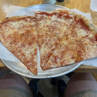 Снимок сделан в The Original NY Pizza пользователем Tom M. 7/19/2021