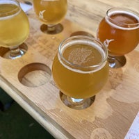 Photo taken at Good Robot Brewing Company by Adam C. on 7/26/2022