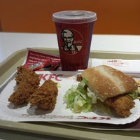 8/14/2013에 La J.님이 KFC에서 찍은 사진