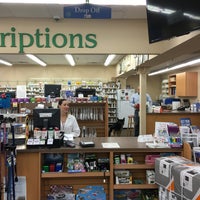 Das Foto wurde bei HB Pharmacy von HB Pharmacy am 7/1/2016 aufgenommen