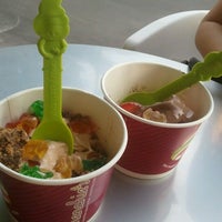 Photo taken at Menchie&#39;s by Chanse S. on 9/25/2012