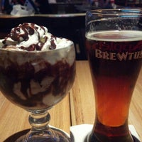 Photo taken at Applebee&amp;#39;s Grill + Bar by Alicia M. on 10/8/2012