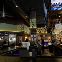 5/1/2022 tarihinde Dimitri N.ziyaretçi tarafından Bar Louie'de çekilen fotoğraf
