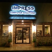 Foto tirada no(a) Impress Computers por Roland P. em 9/11/2015