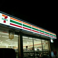 Photo taken at セブンイレブン 玖珂インター店 by Minoru T. on 10/4/2012