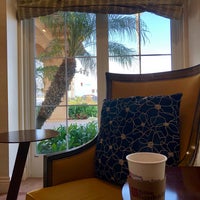 Foto diambil di Hilton Garden Inn Carlsbad Beach oleh Phillip K. pada 6/8/2018